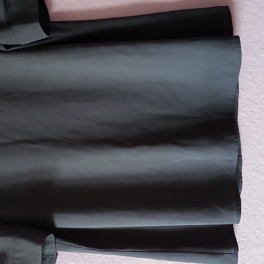 Worthington Blouse - Picture 5 of 12